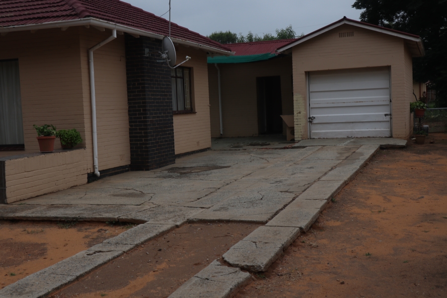 3 Bedroom Property for Sale in Dagbreek Free State